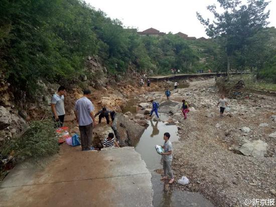 河北磁县陶泉乡遭遇强降雨